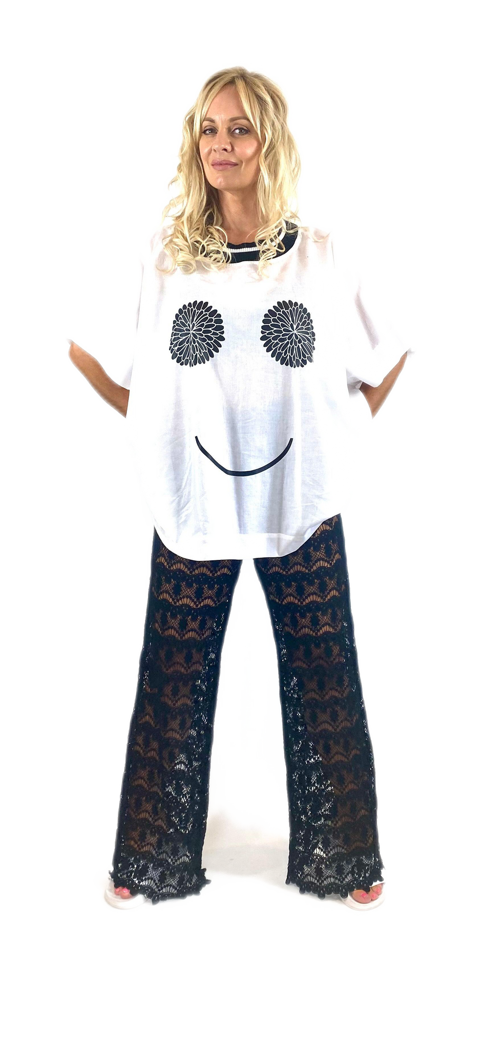 Dandelion Smile- White Cotton Lawn