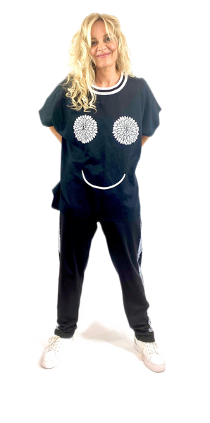 Dandelion Smile - Black Linen