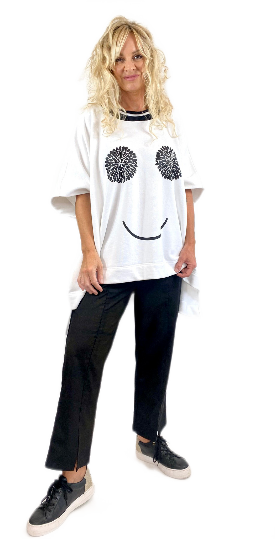 Dandelion Smile- White Cotton Sweat-shirting