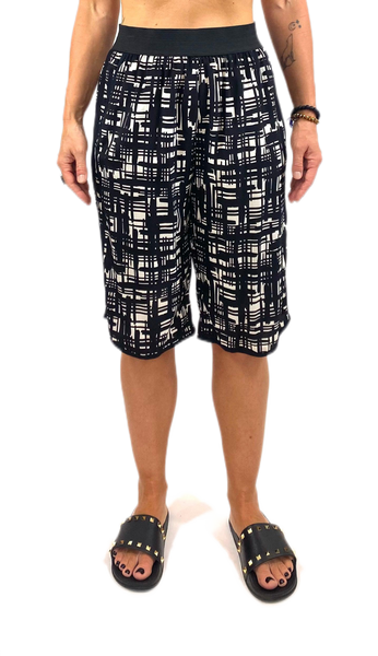 Meshin' Around Short