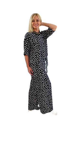 Izzy Pants- Heart Print